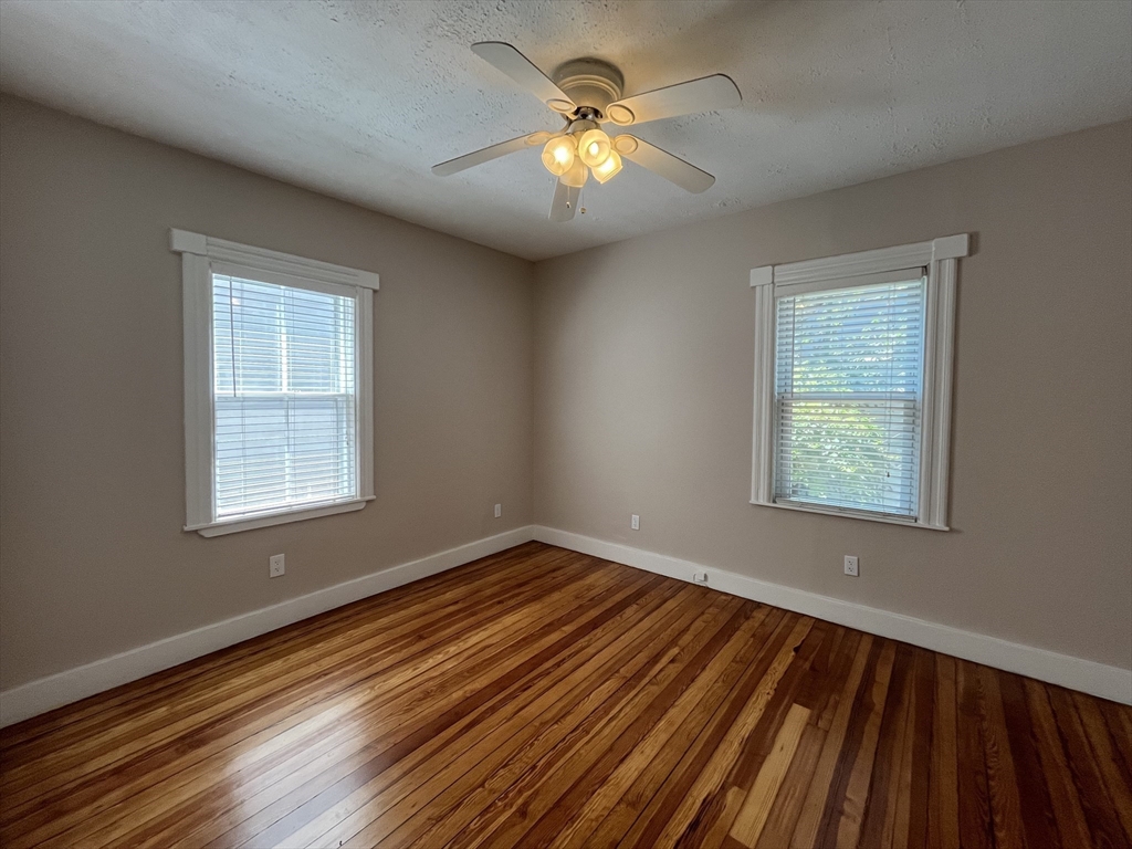 12 Glendale Ave, Teele Square