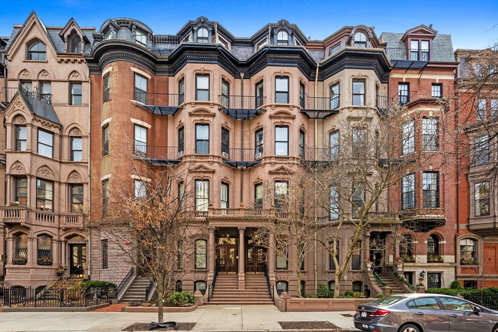 171 Beacon St, Back Bay