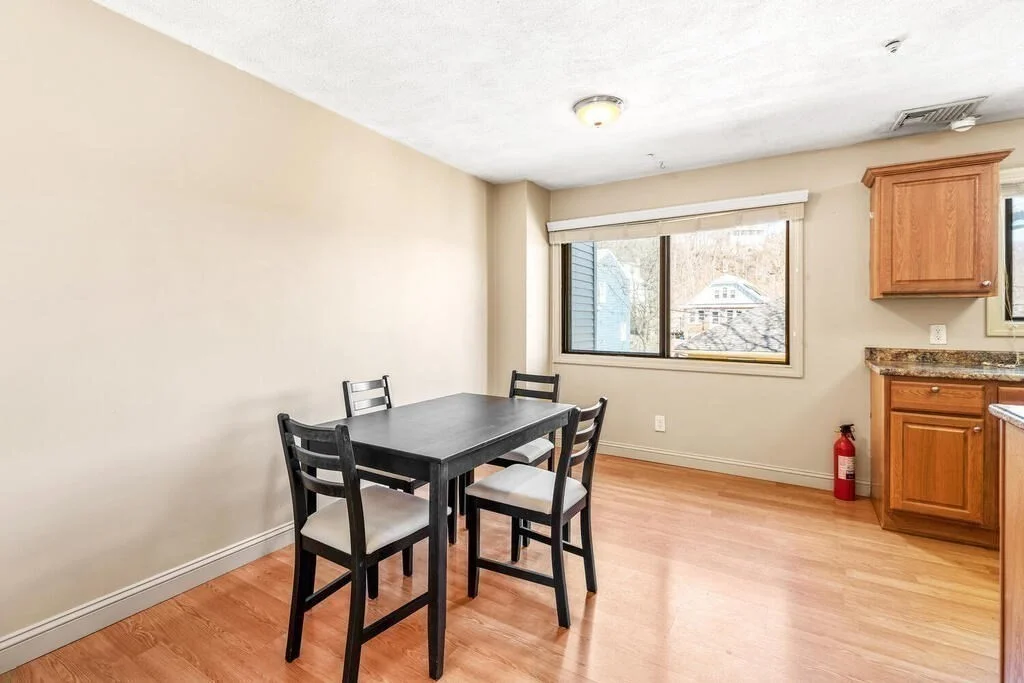 62 Crestview Dr, Malden