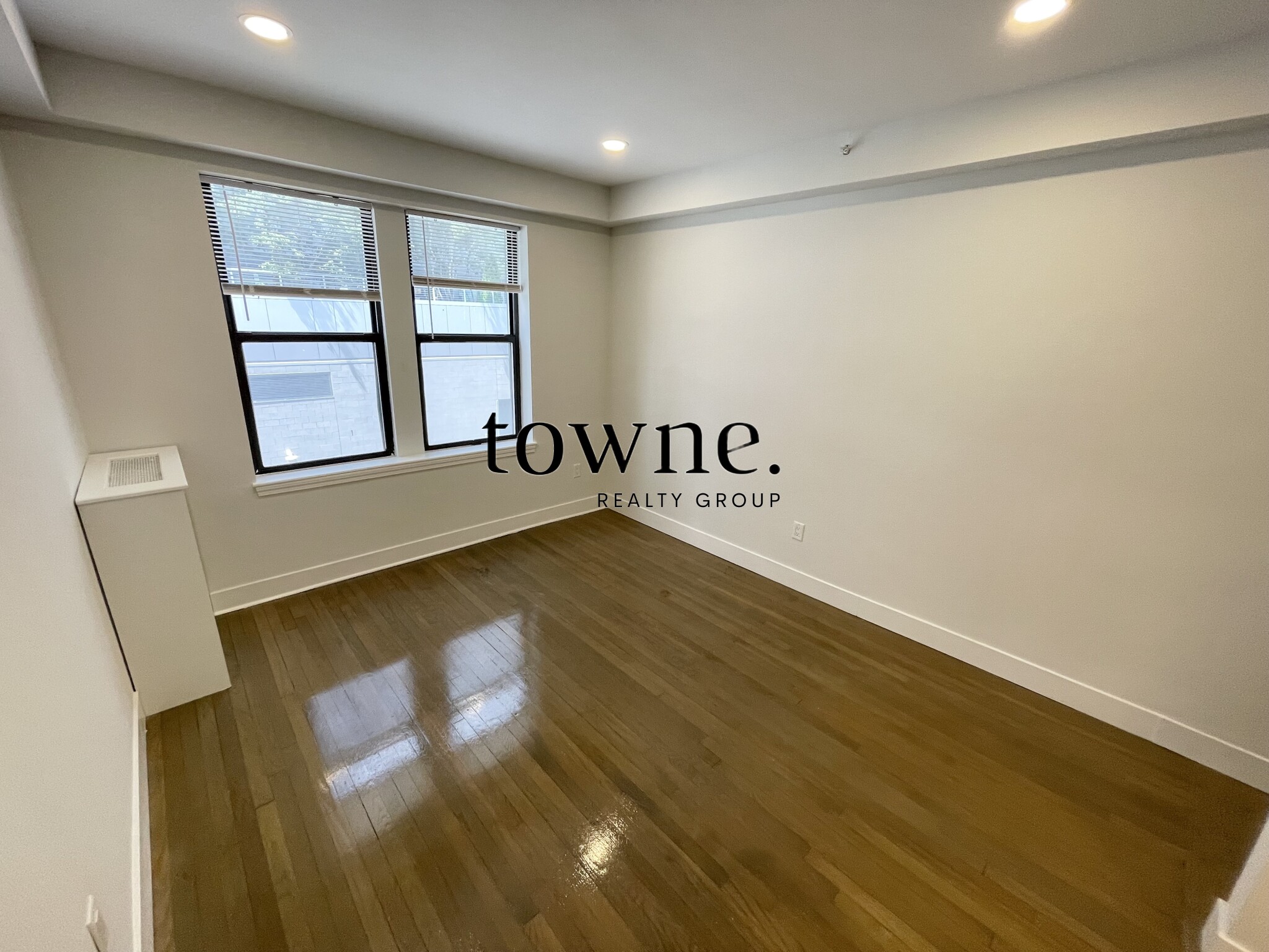 11 Peterborough St, Fenway