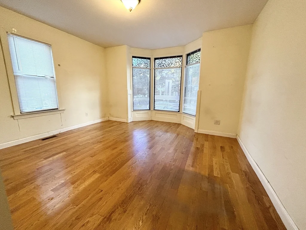 1568 Tremont St, Mission Hill