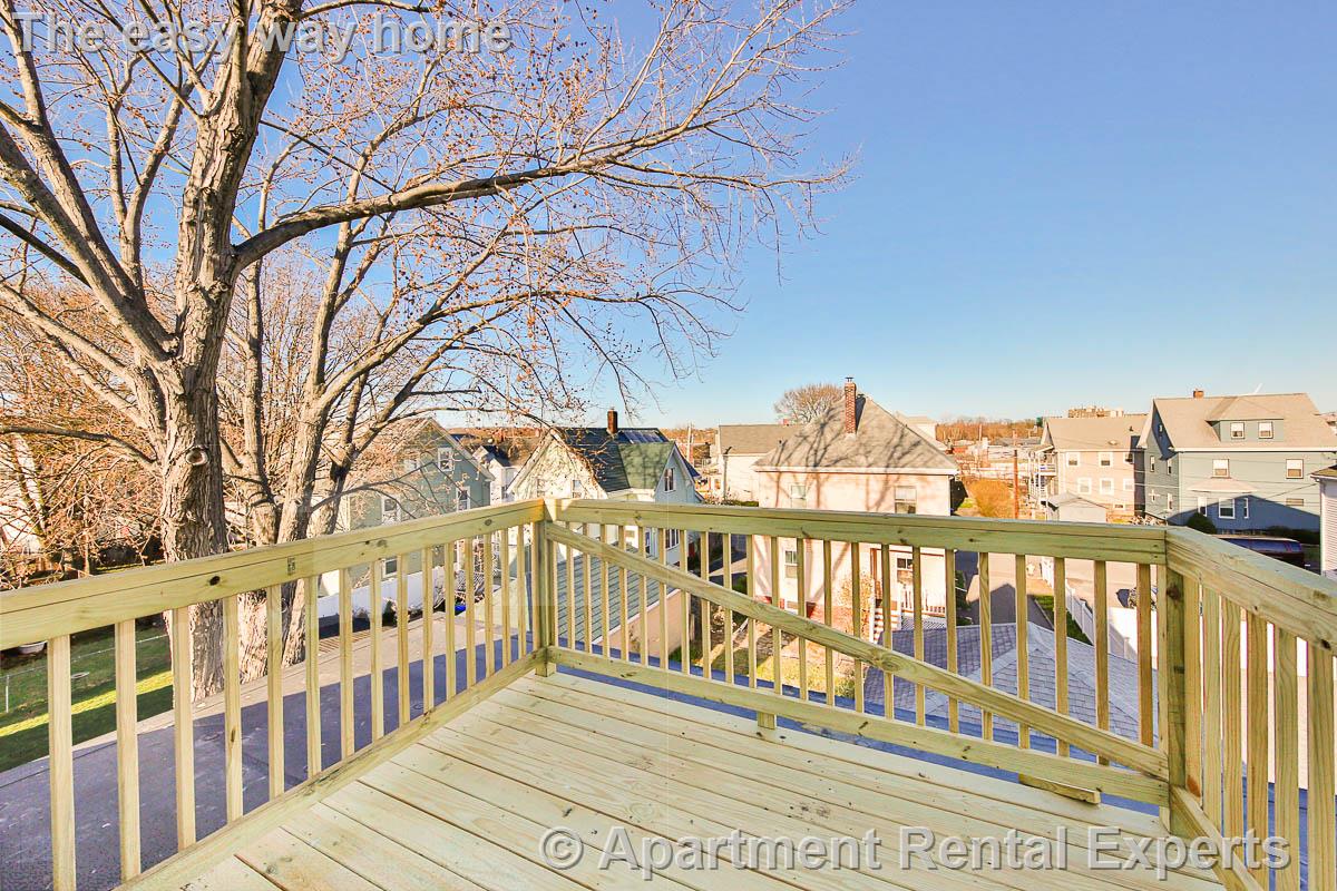 5 Malvern Ter, Tufts