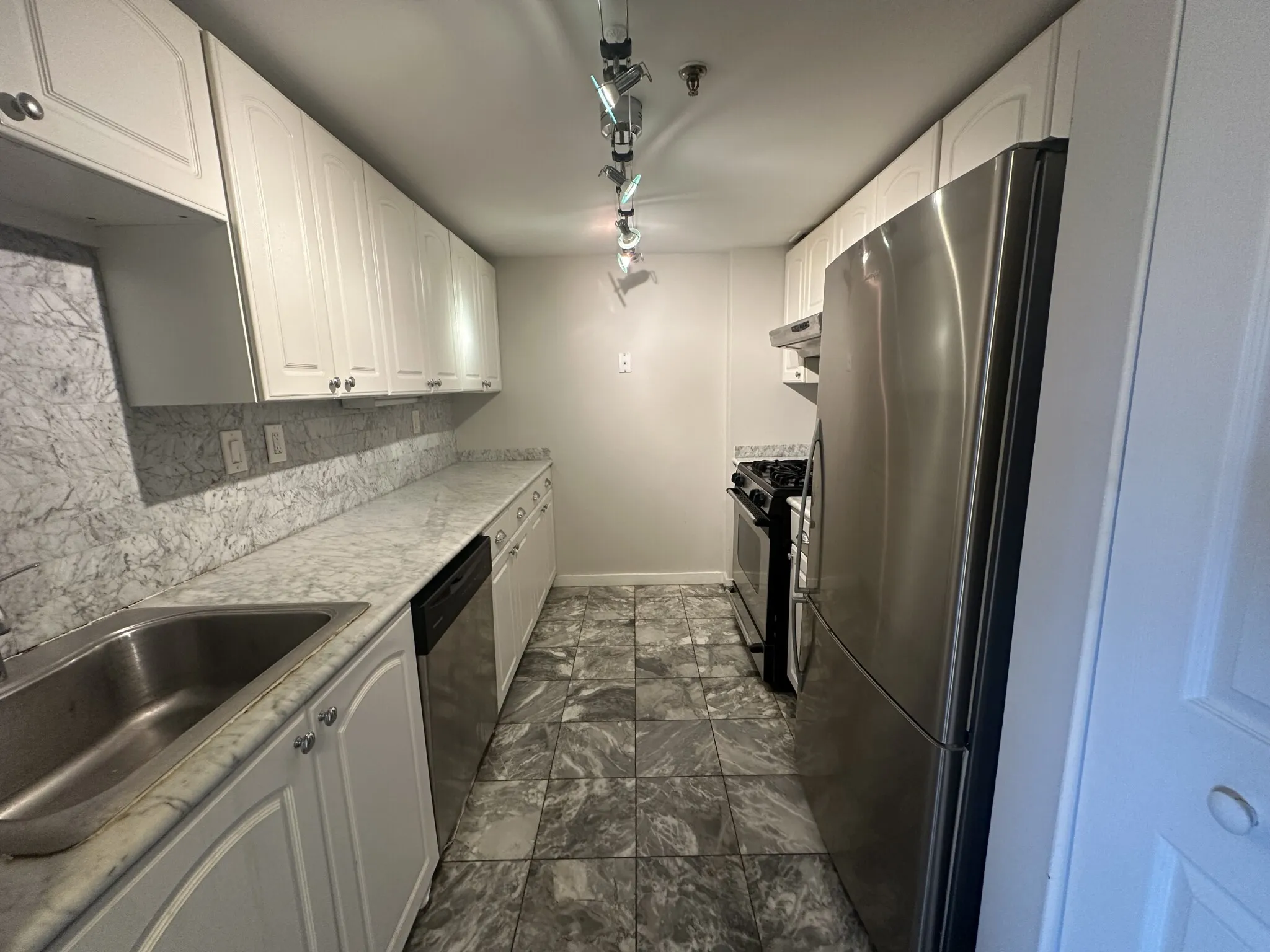 15 North Beacon St, Allston