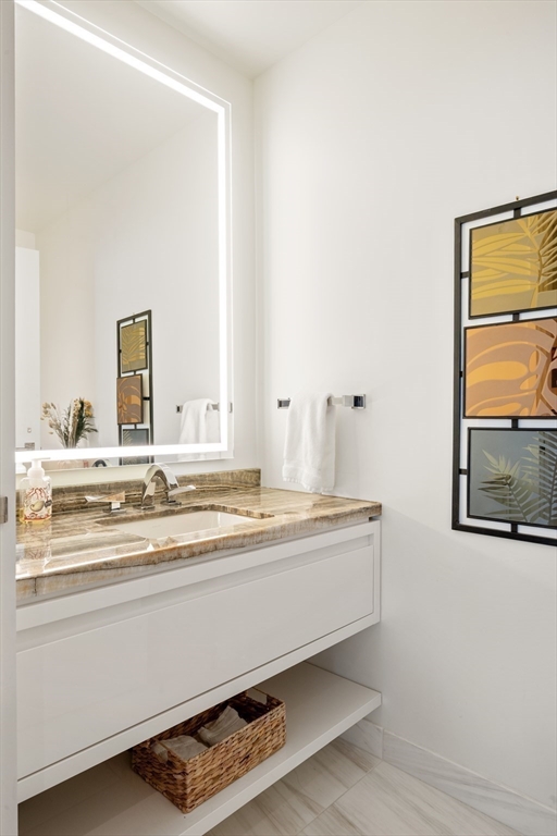 150 Seaport Blvd, Seaport District