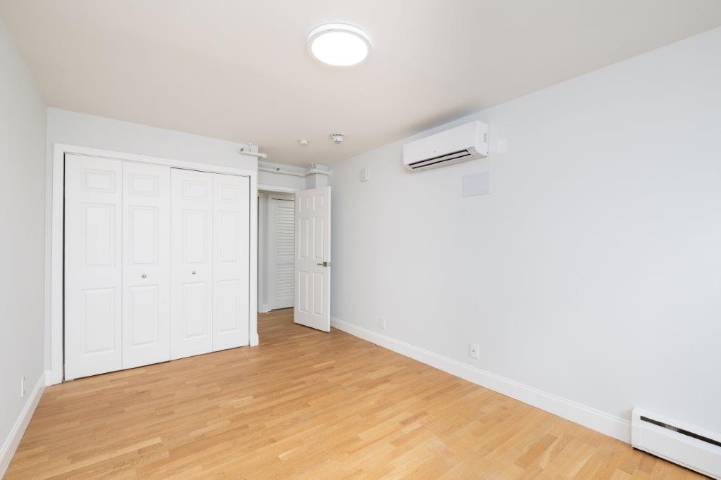 1410 Columbia Rd, South Boston