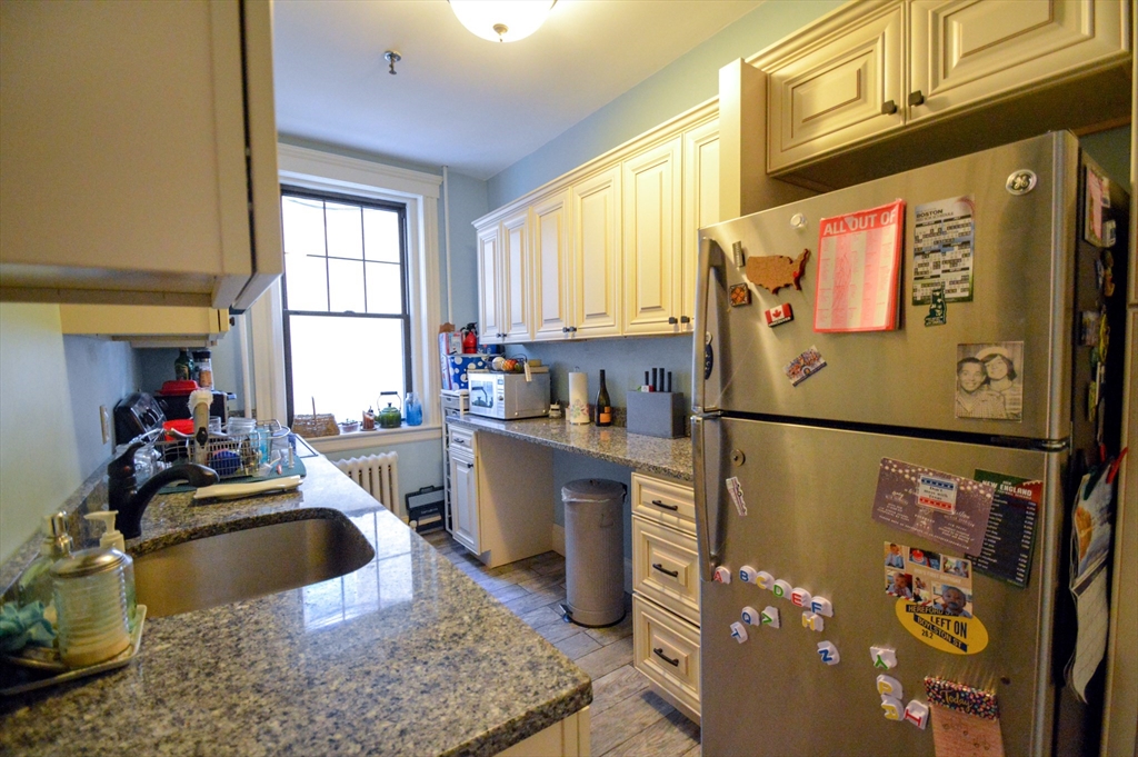 370 Chestnut Hill Ave, Brighton