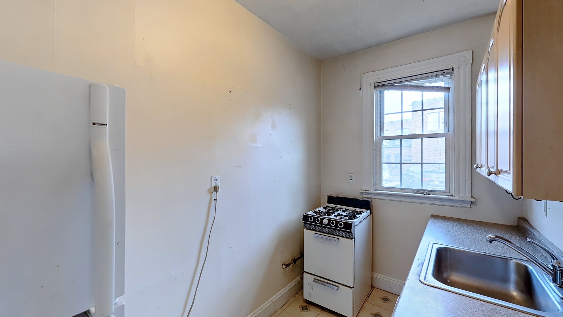 15 Glenville Ave, Allston