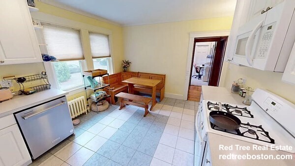 12 Homer St, Watertown