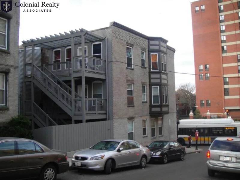 836 Huntington Ave, Mission Hill