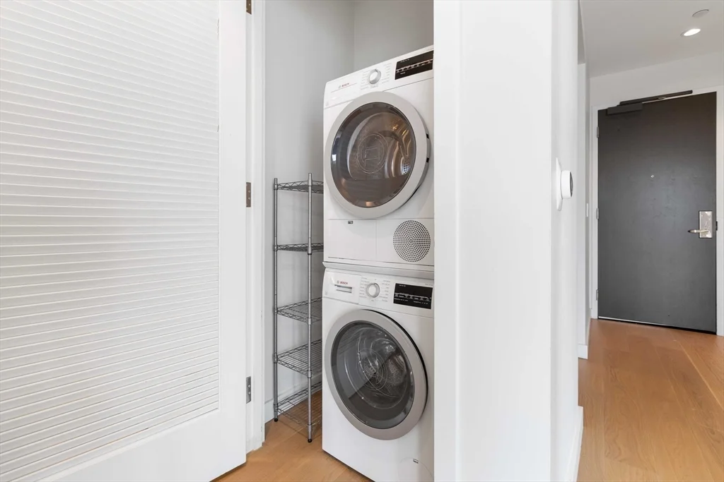 188 Brookline Ave, Fenway