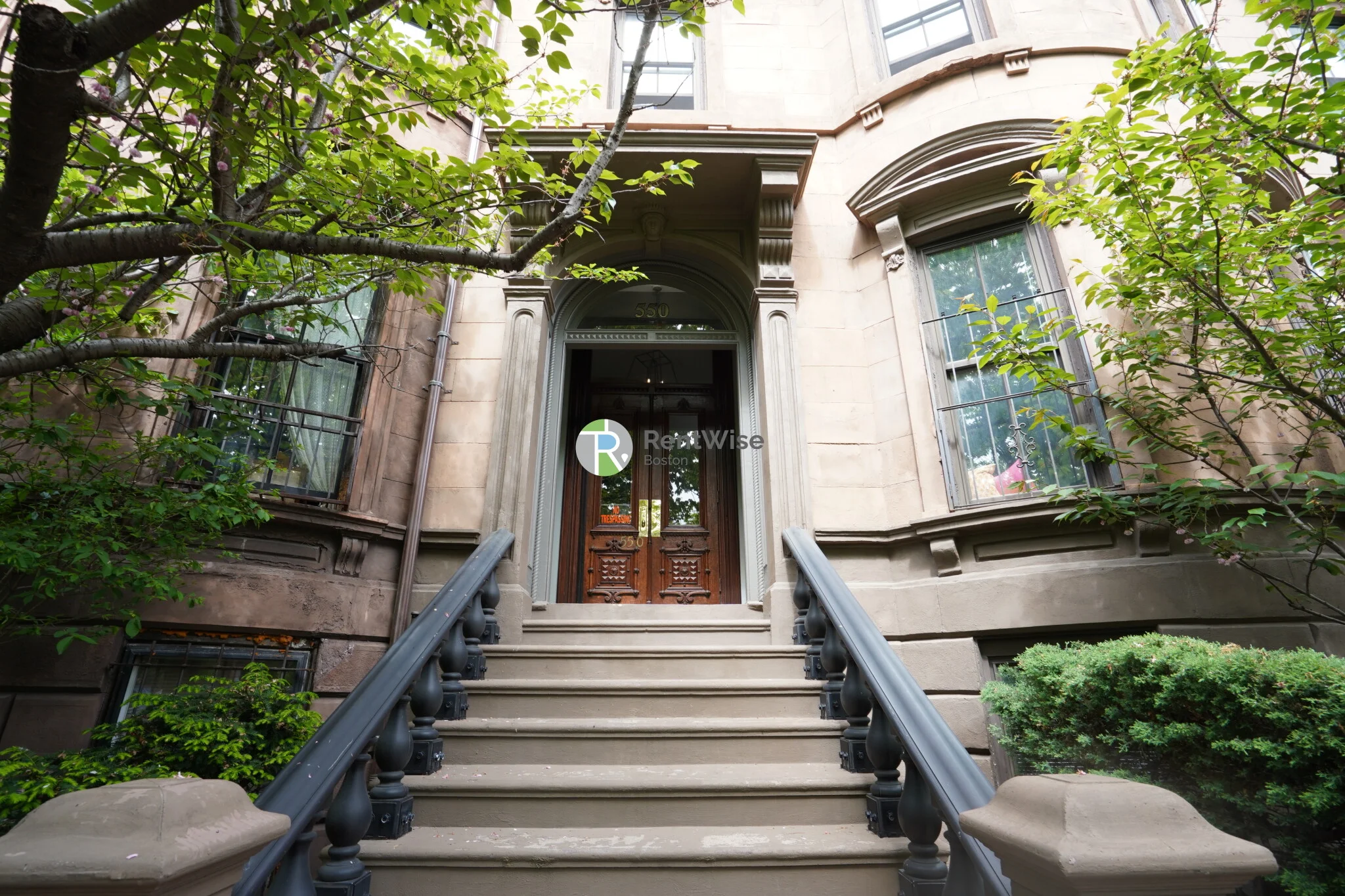 550 Massachusetts Ave, South End