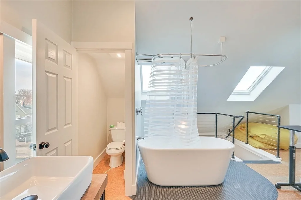 44 Cottage St, Watertown