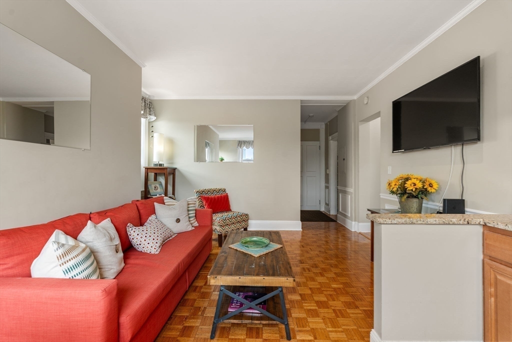 21 Beacon St, Downtown