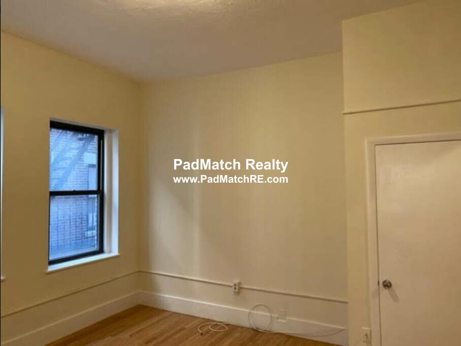 15 Aberdeen St, Fenway