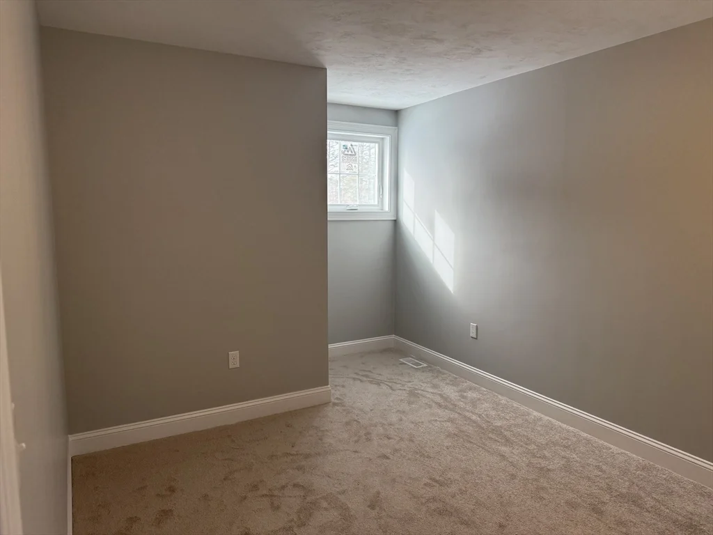 23 Kashmir's Way, Middleboro