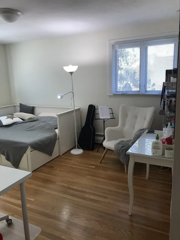 132 Brandeis Rd, Chestnut Hill