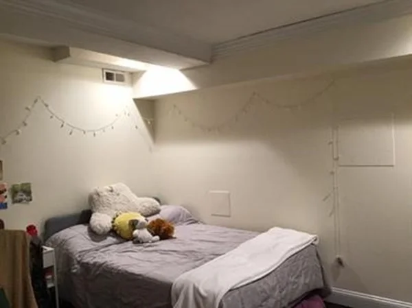 142 Centre St, Mission Hill