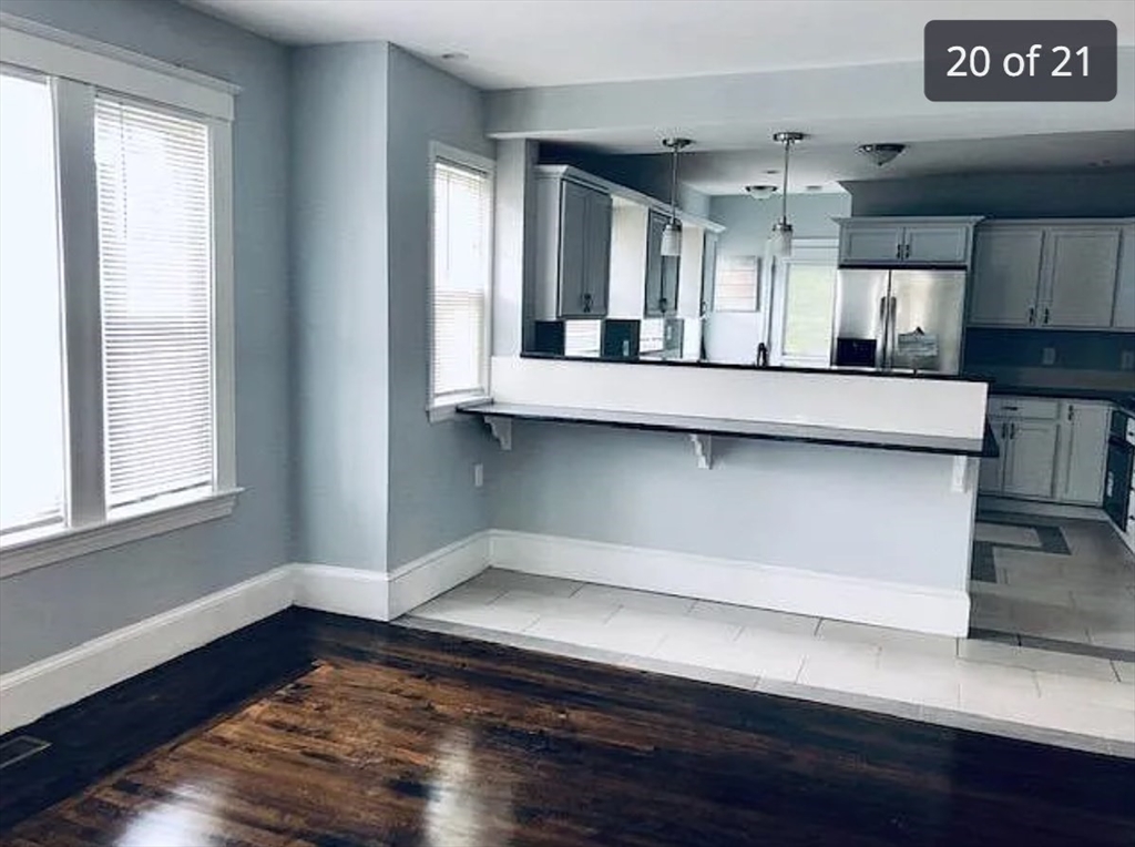44 Pearl St, Newton