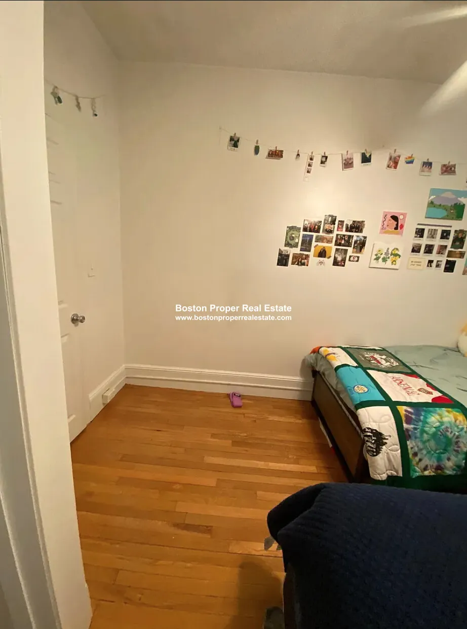 64 Hemenway St, Fenway