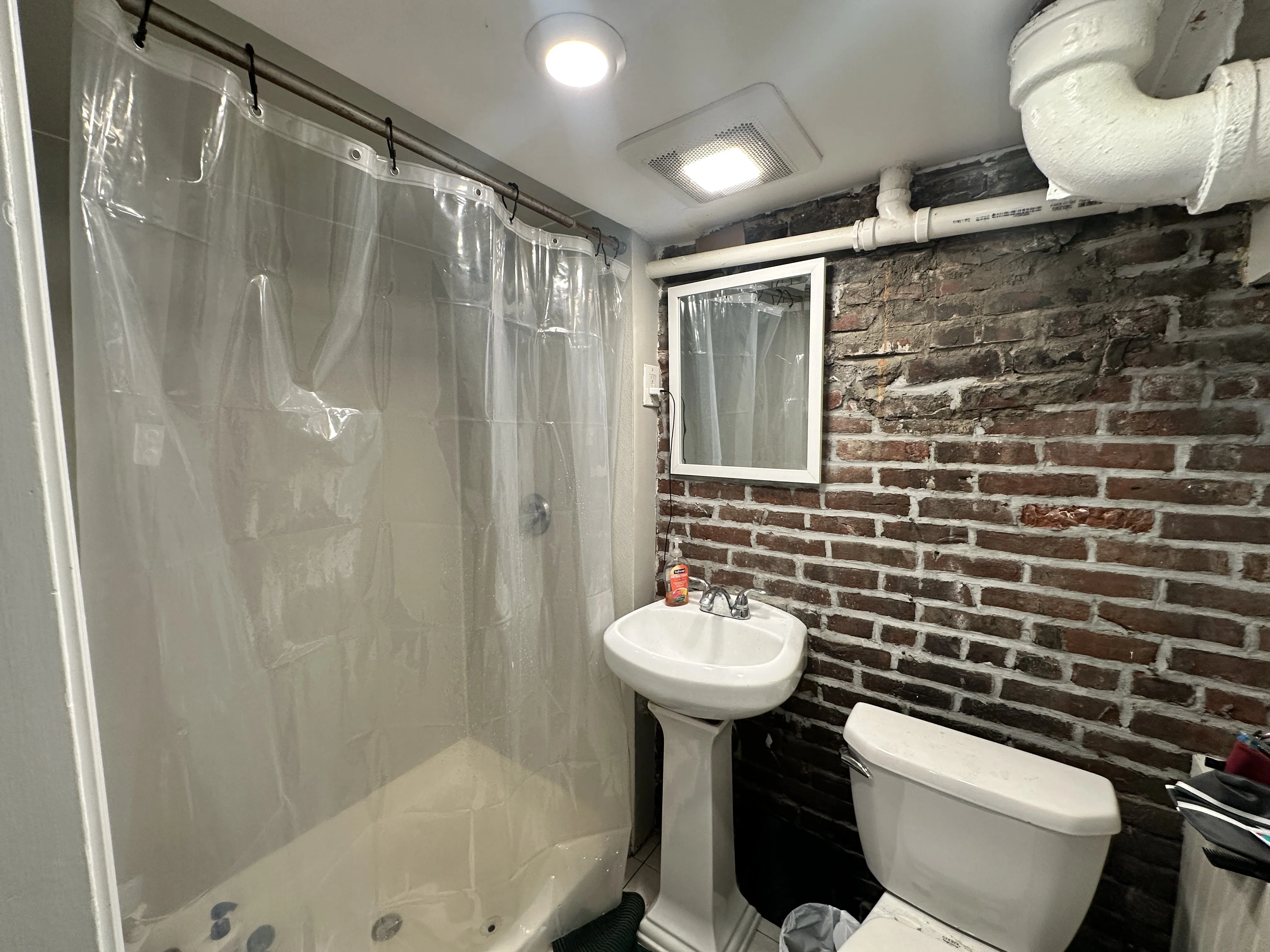 586 Columbus Ave, Roxbury