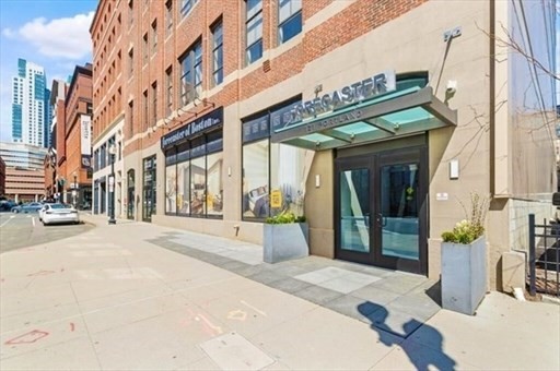 121 Portland St, Bulfinch Crossing