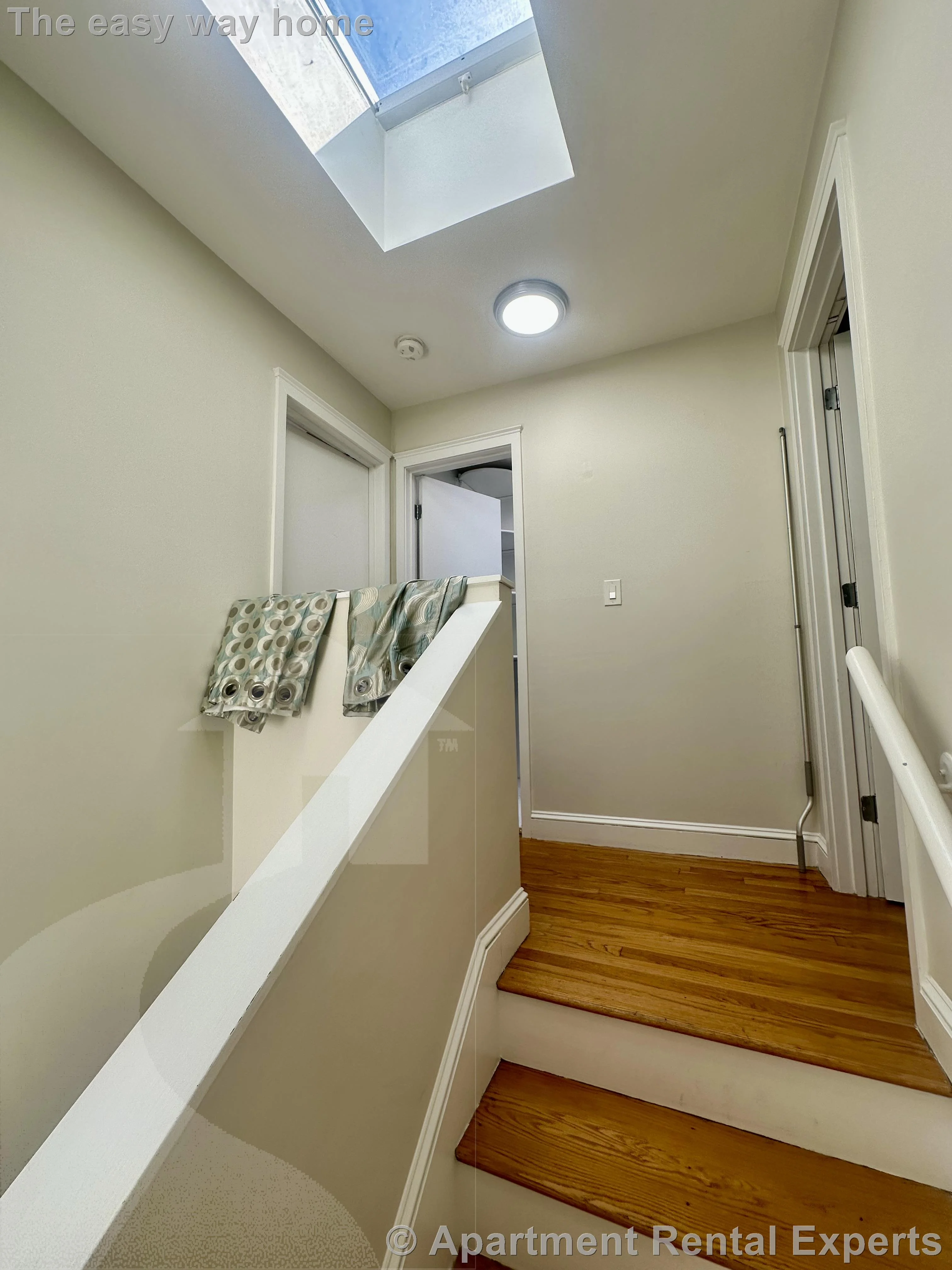 4 Fort Washington Pl, Cambridgeport