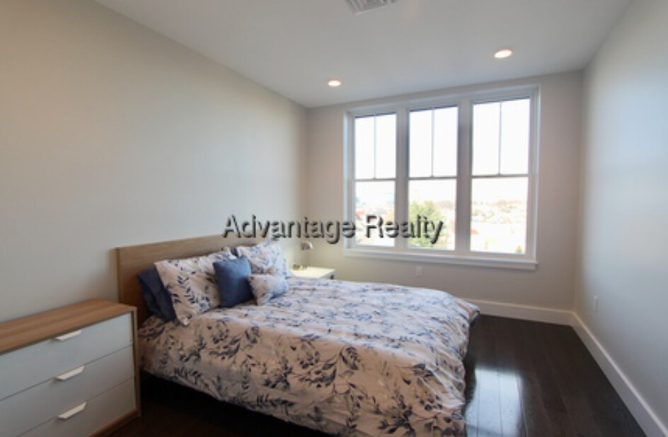 434 Mcgrath Highway, Prospect Hill