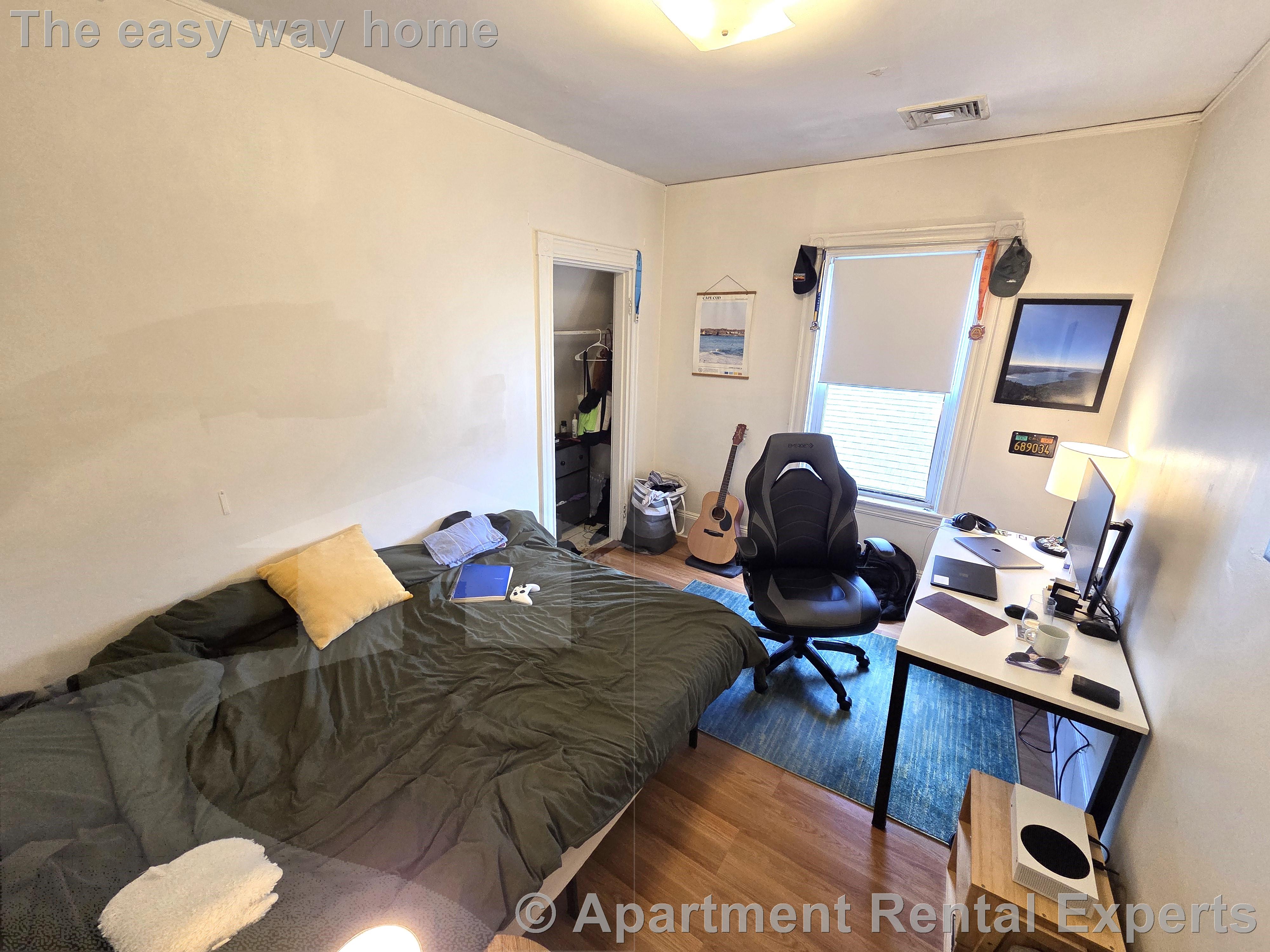 11 St Paul St, Central Square