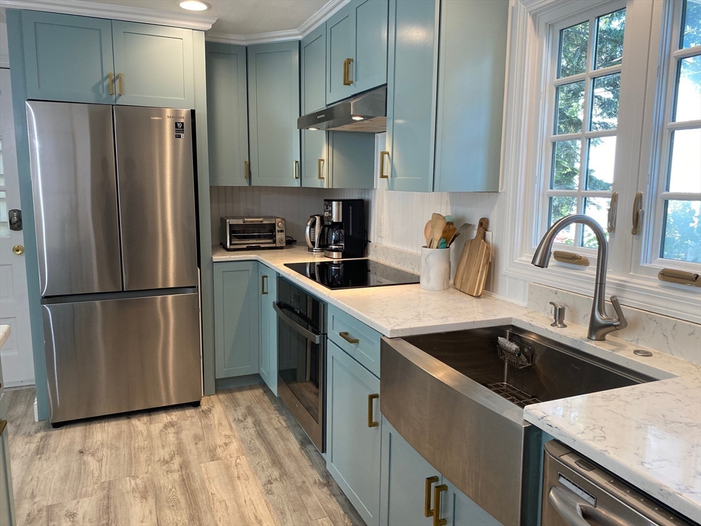 18 Central St, Marblehead