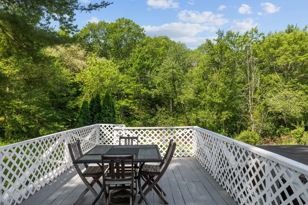 330 Swains Pond Ave, Melrose