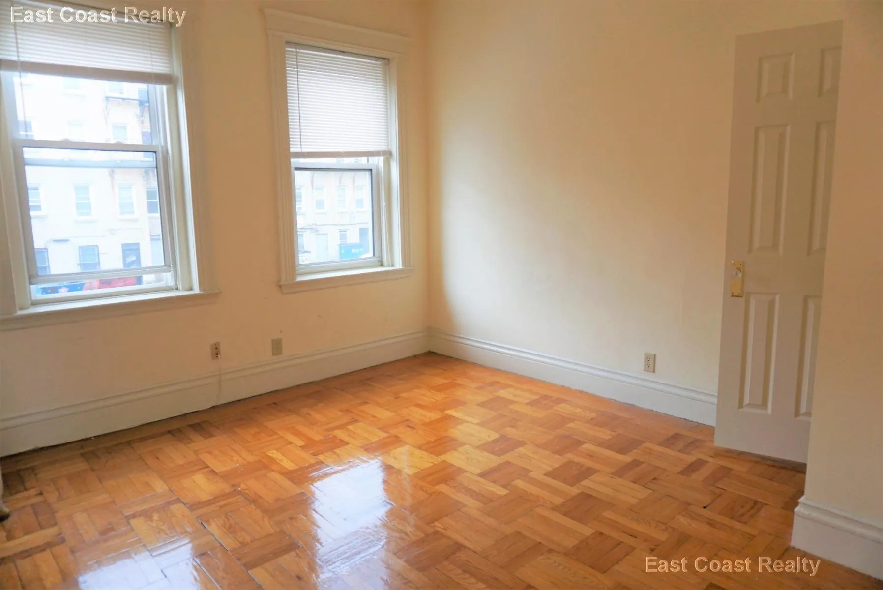 32 Queensberry St, Fenway