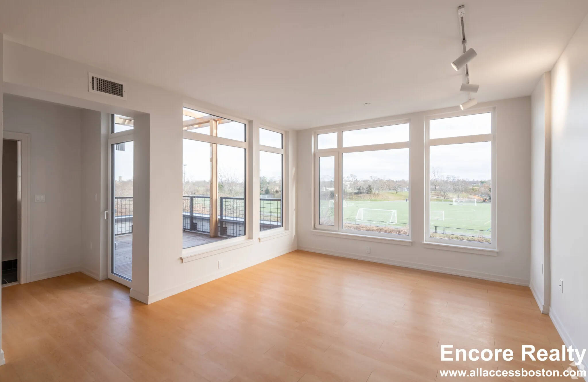 77 New St, Neighborhood Nine