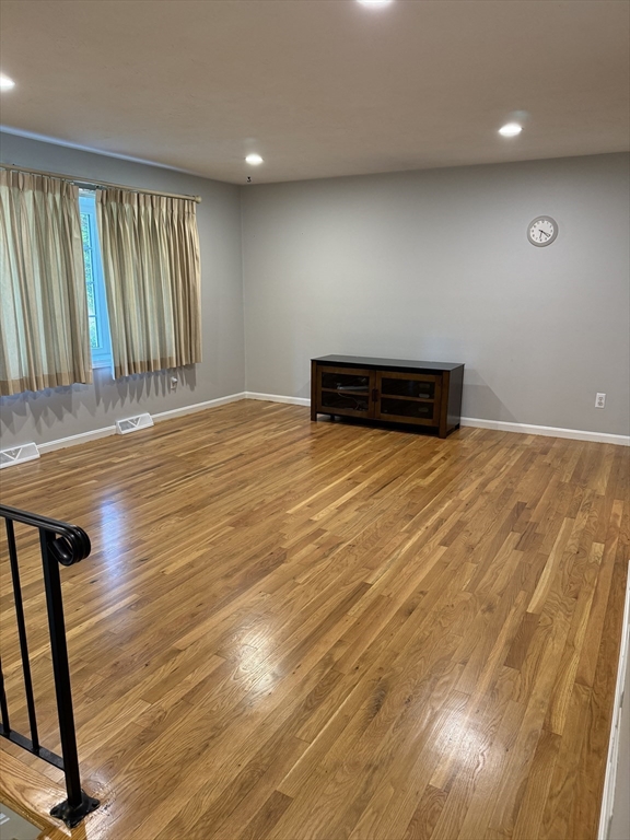 6 Fox Hill Rd, Ashland