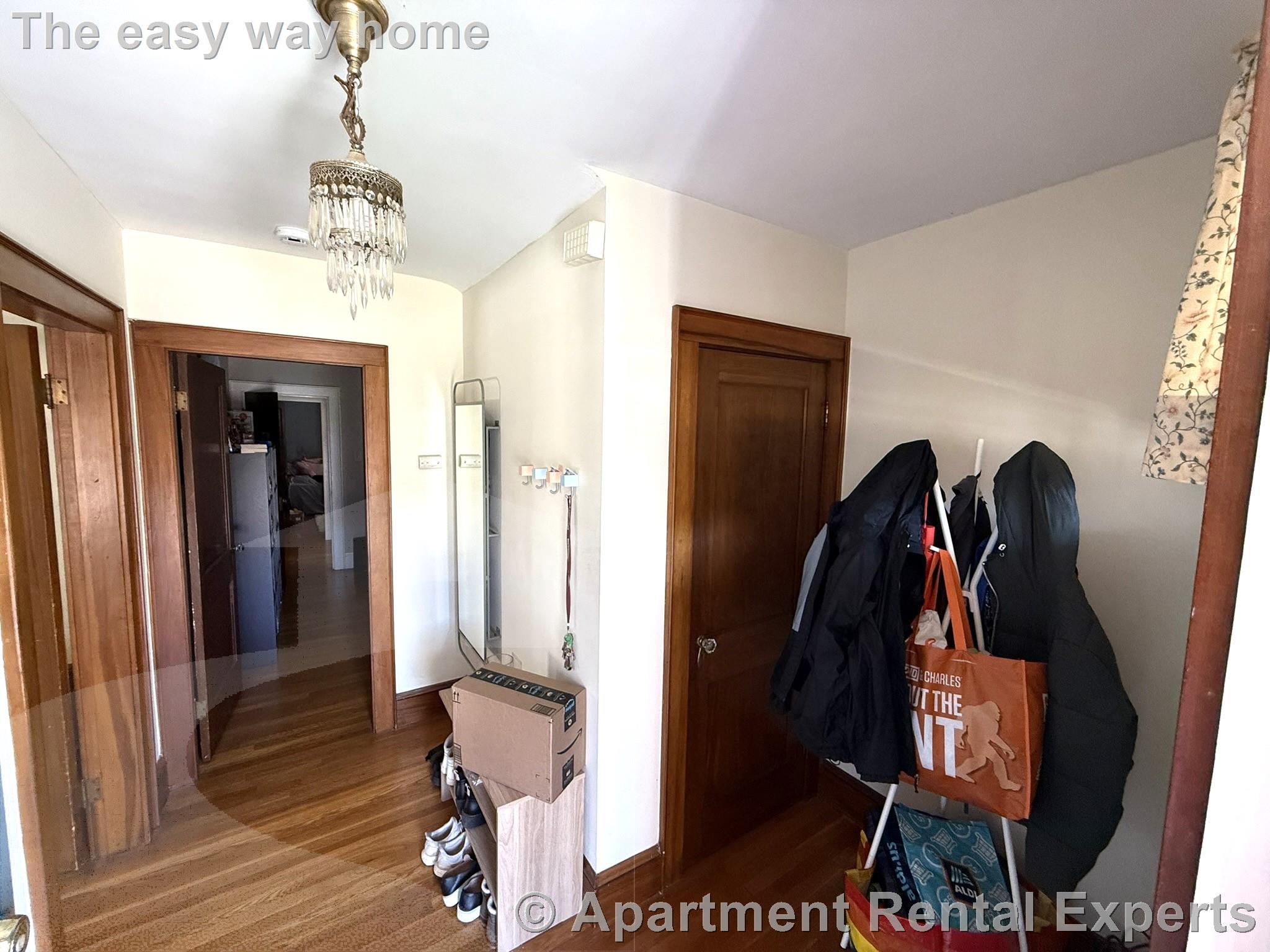 53 Forest St, Medford Square