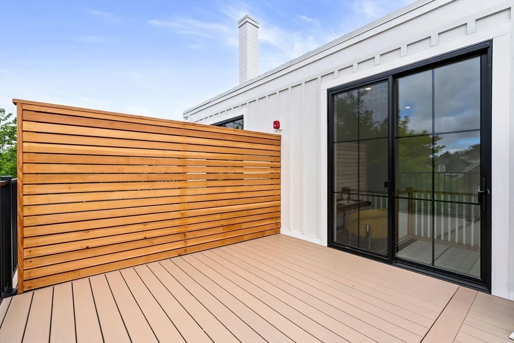 27 Shepard, Brighton