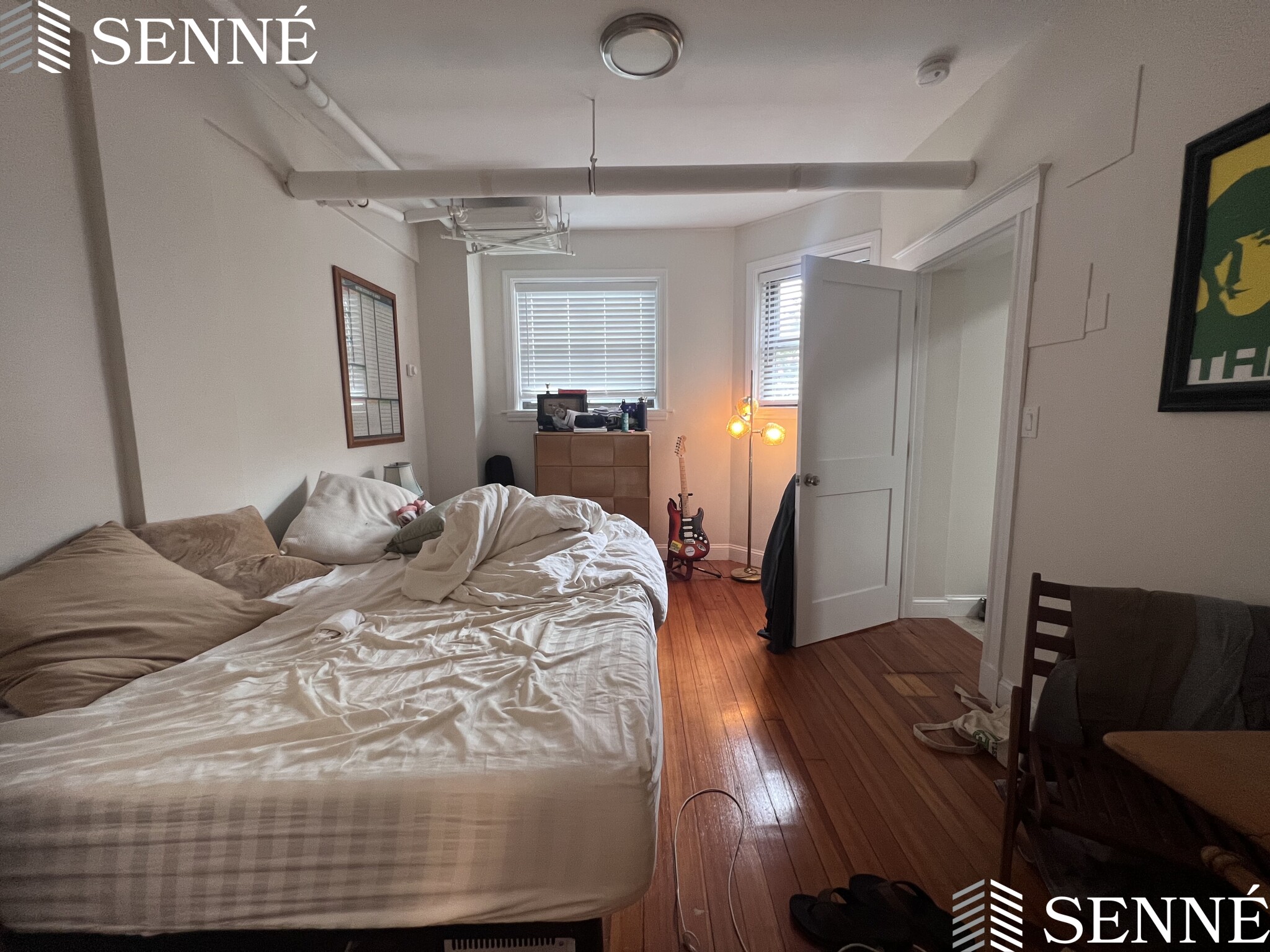 3 Linnaean St, Neighborhood Nine