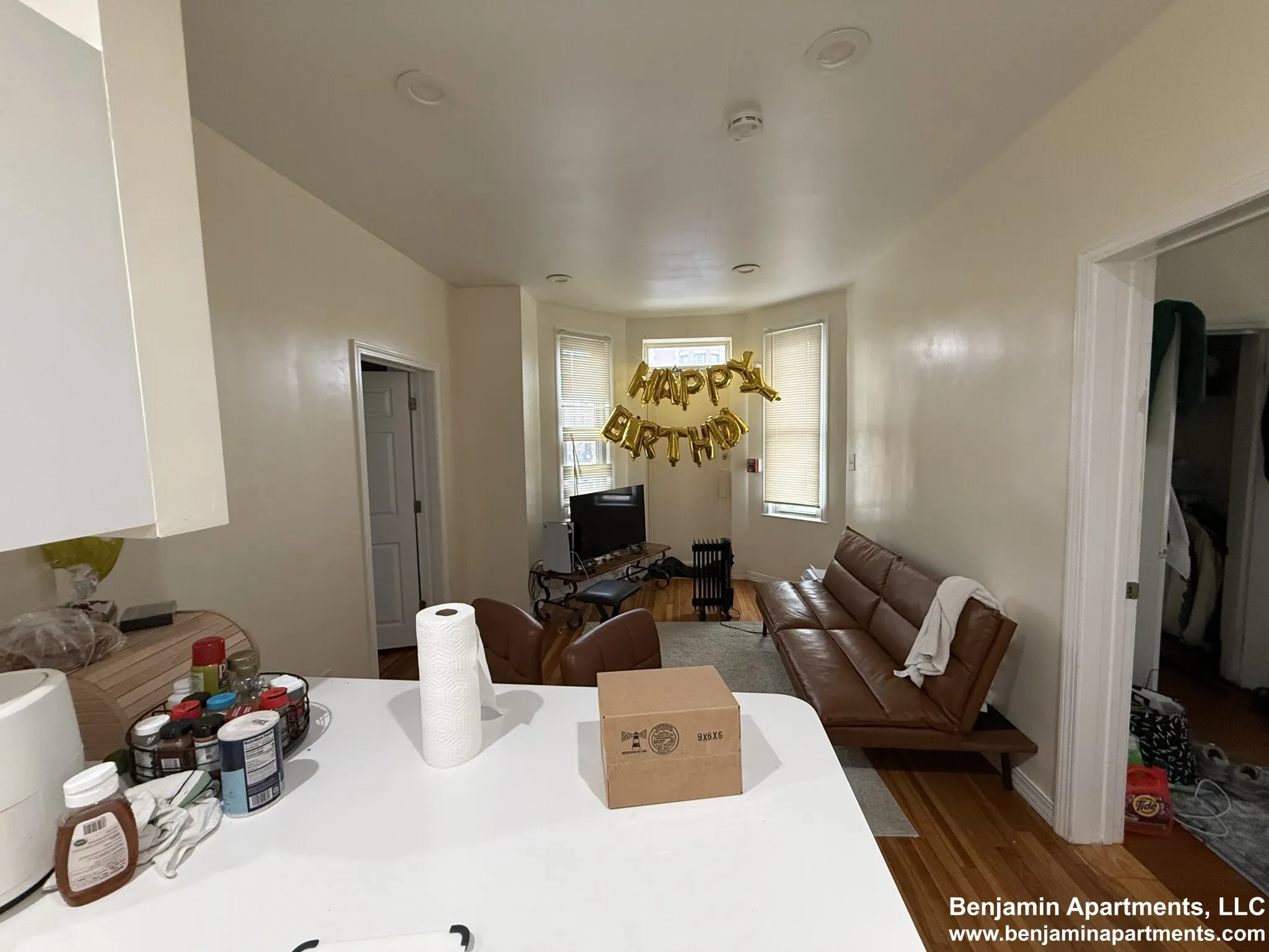 879 Beacon St, Fenway