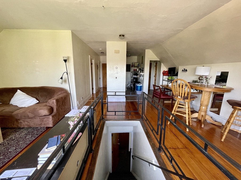 46 Dana St, Harvard Square