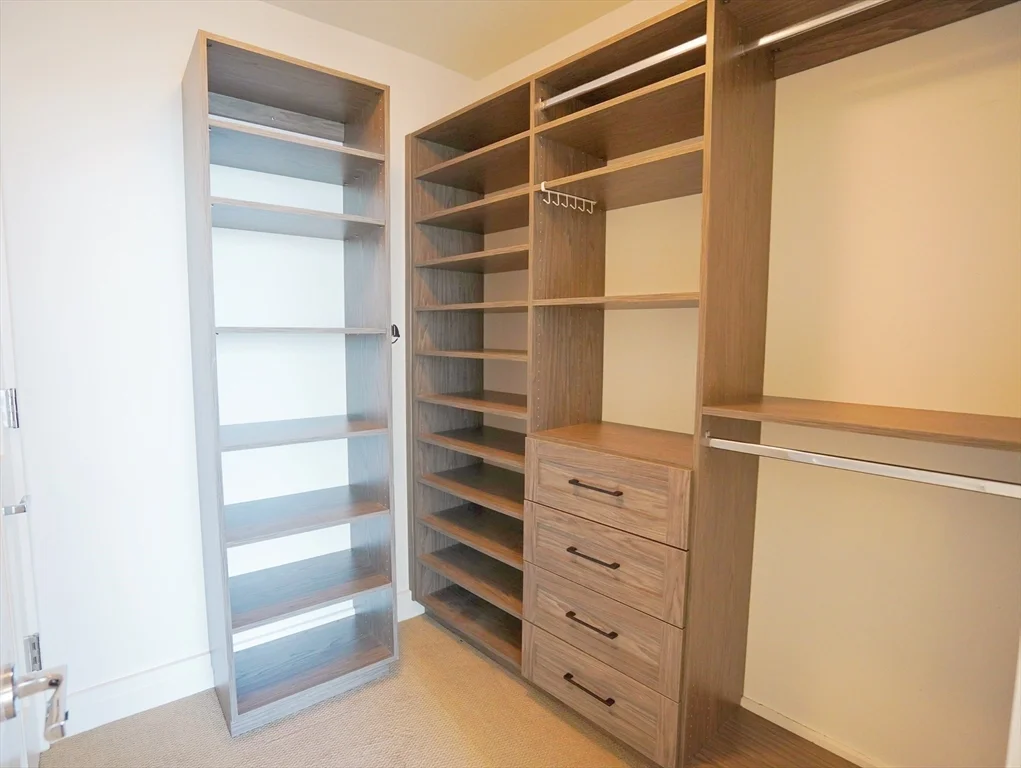 1 Dalton St, Back Bay