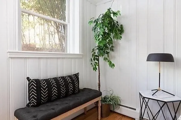 16 Chauncy St, Neighborhood Nine