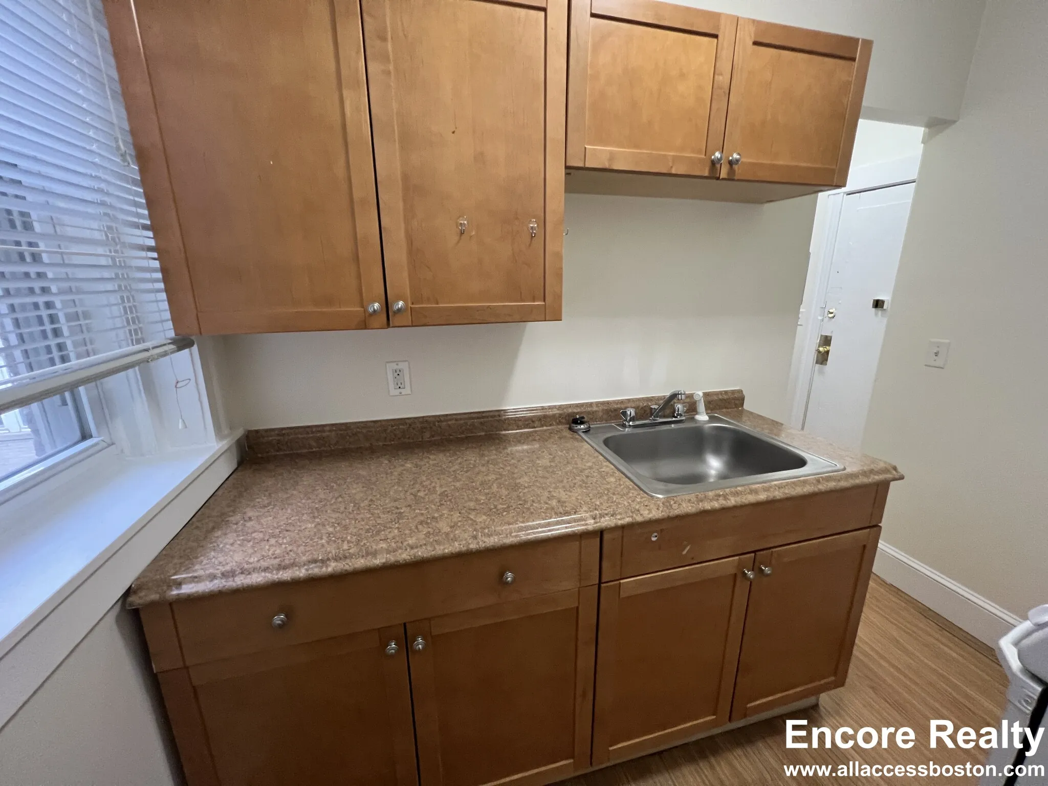 1175 Boylston St, Fenway