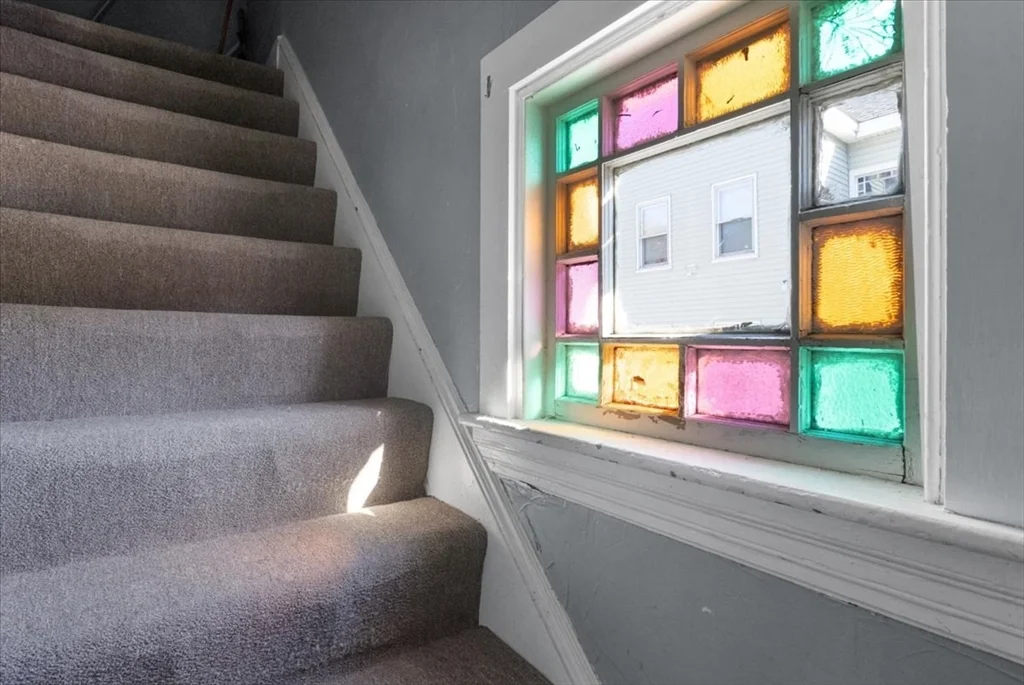 8 Linwood St, Holbrook