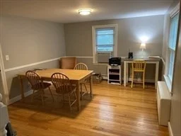 7 Evelyn Rd, Beverly