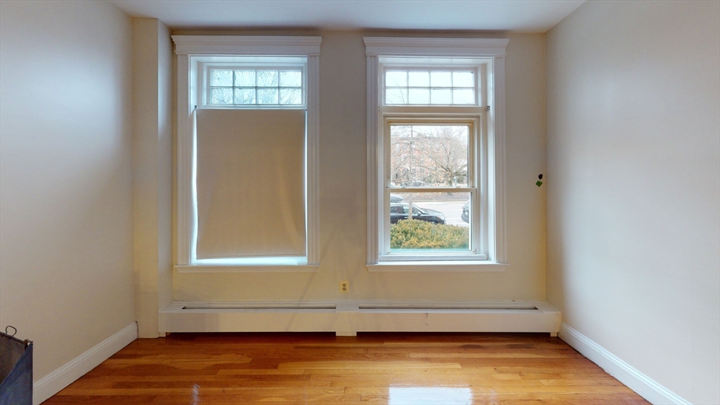 1906 Beacon, Brookline