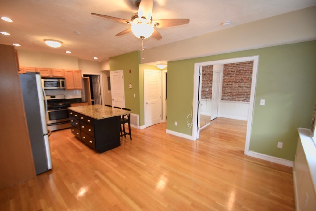 172 Cottage St, East Boston