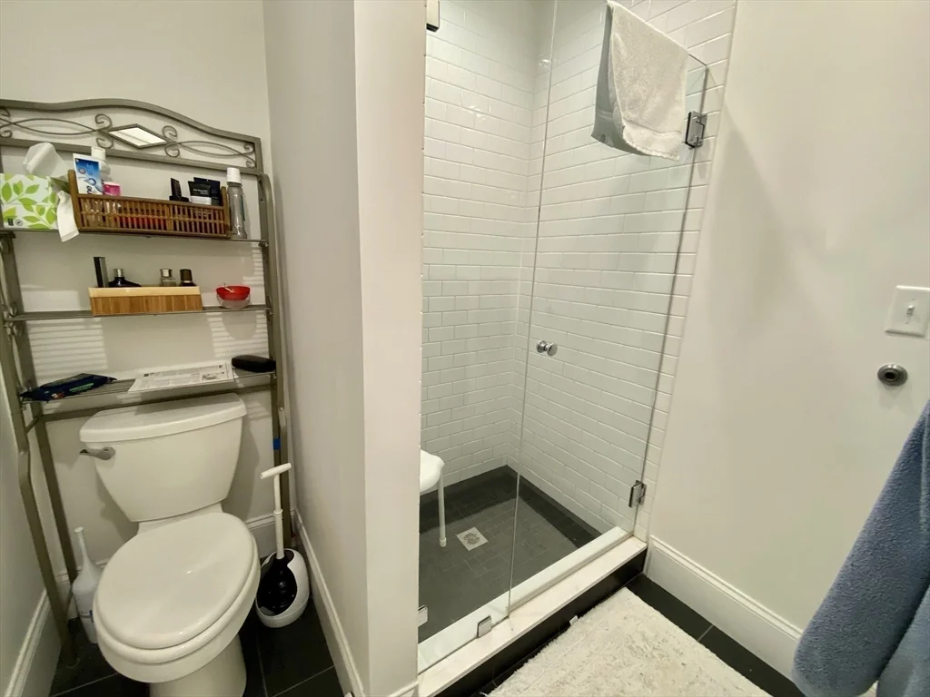 405 S Huntington Ave, Jamaica Plain