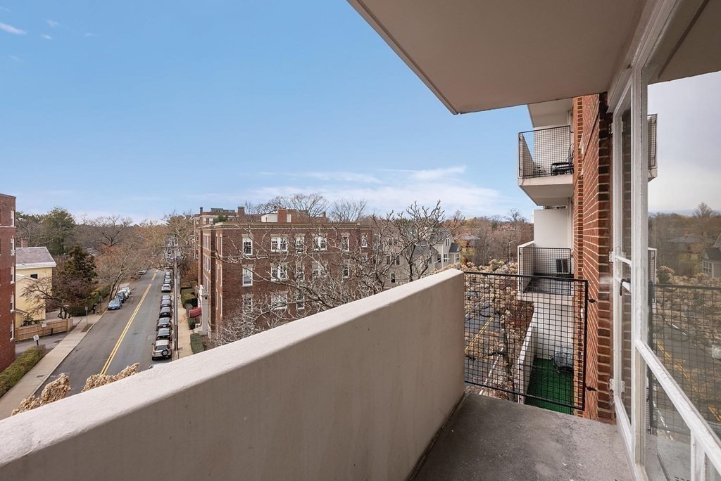 29 Concord Ave, Harvard Square