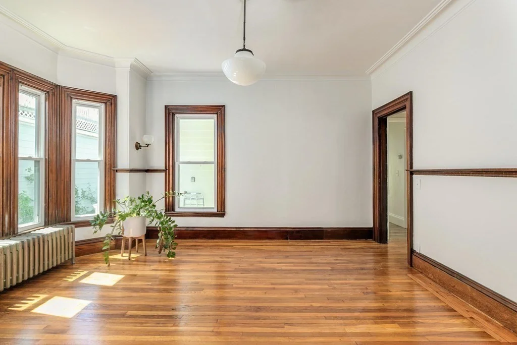 14 Evergreen, Winter Hill