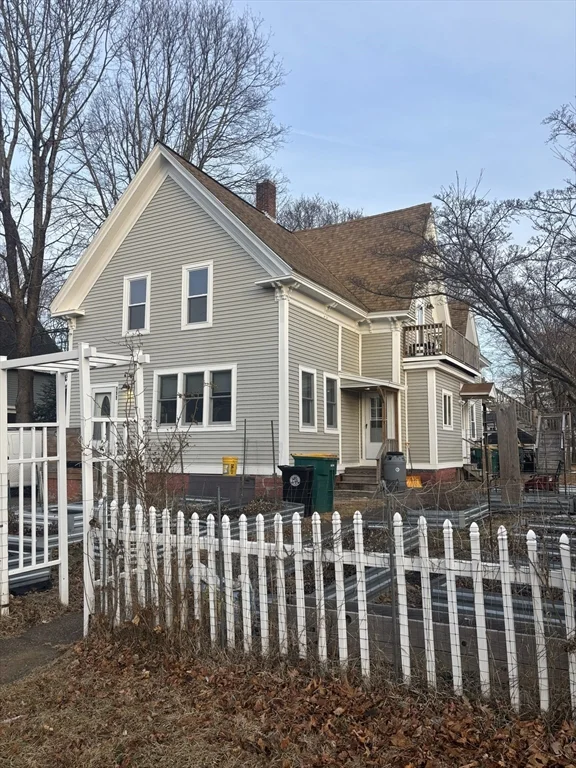 111 Division St, North Attleboro