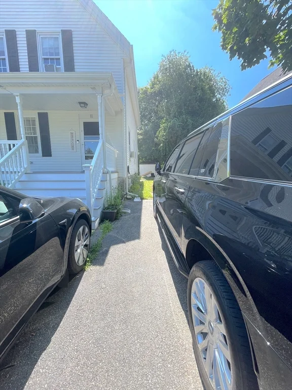 81 Walnut St, West Bridgewater